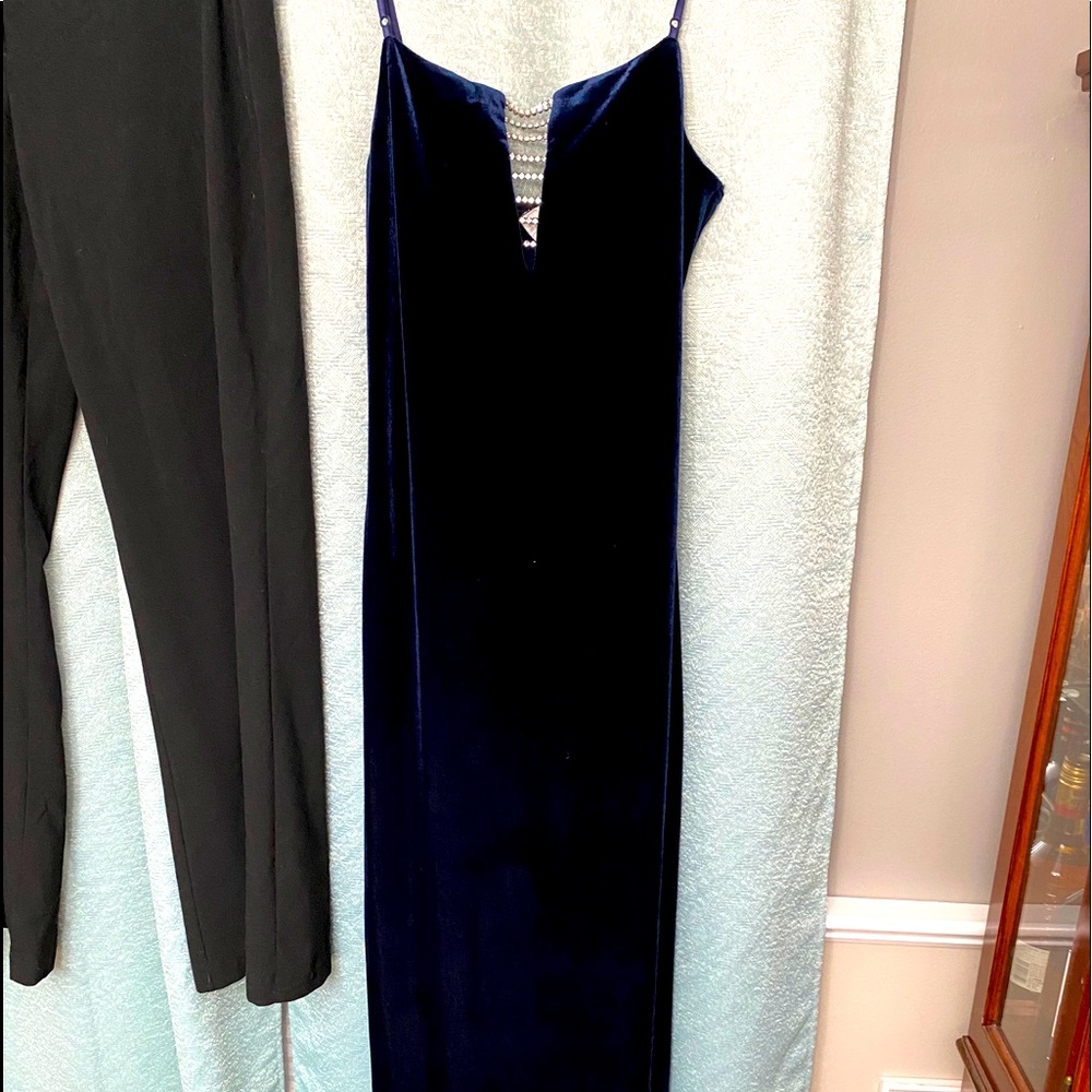 City Triangles navy velvet gown w/ rhinestones